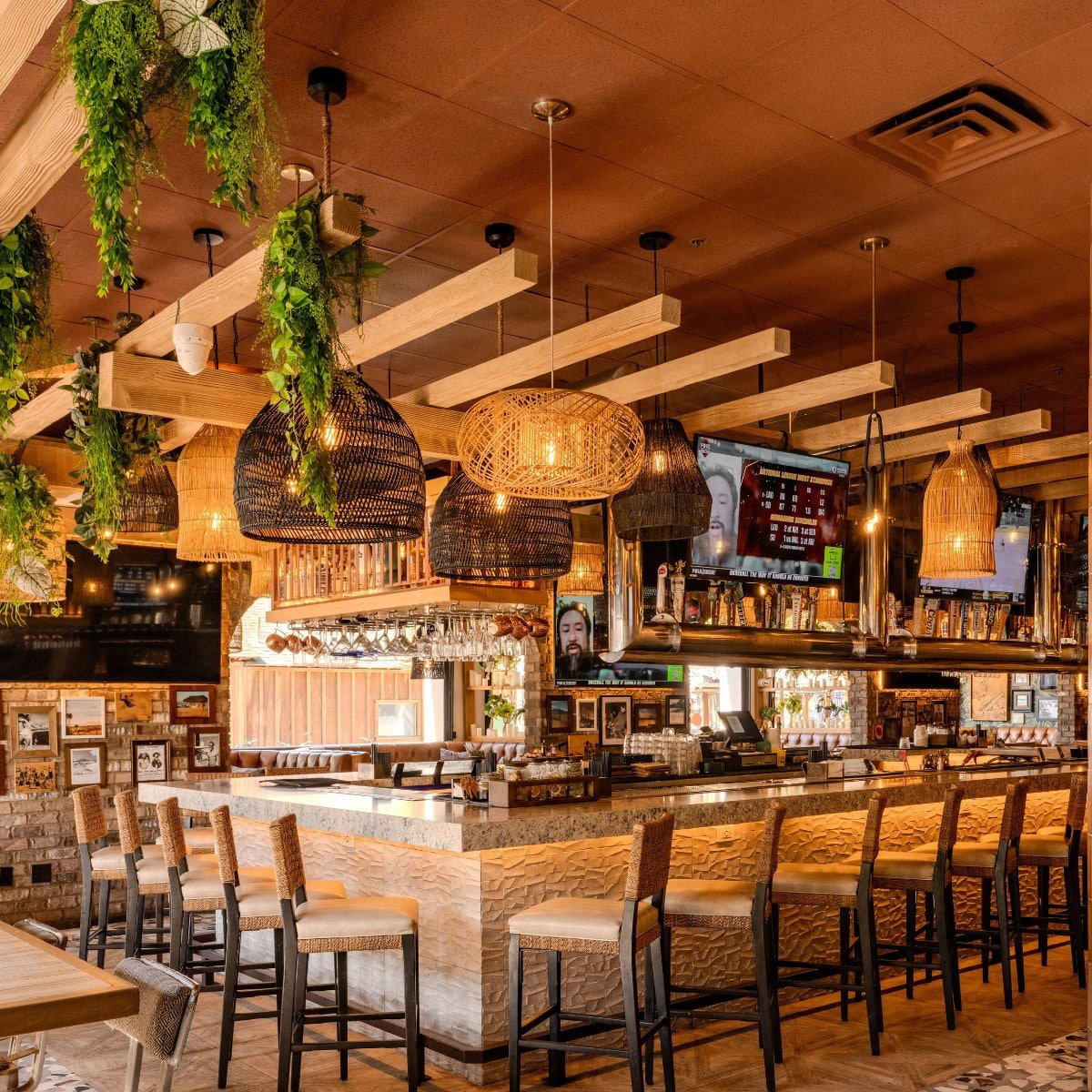 Sandbar Cocina y Tequila restaurant in Huntington Beach, United States