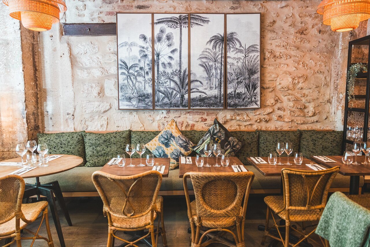 Bistro L'Olivier restaurant in Paris, France