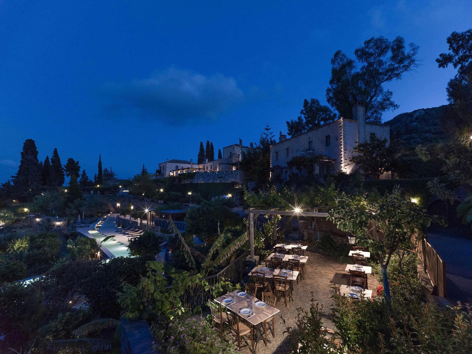 Linos Tavern restaurant in Monemvasía