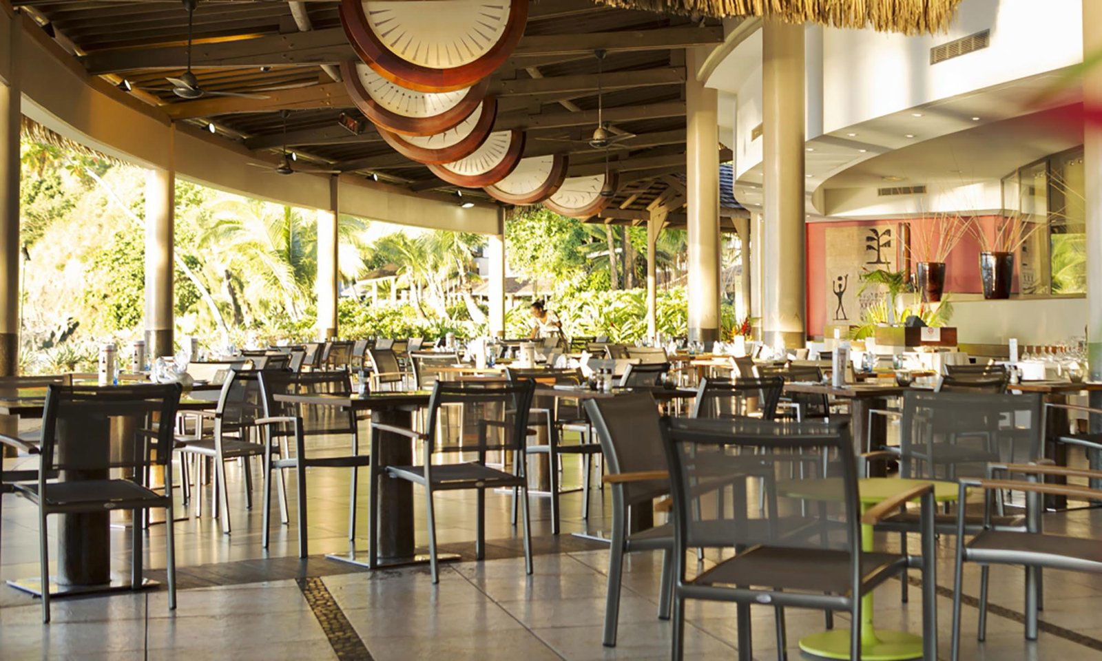 Hiti Mahana, Restaurant in Arue