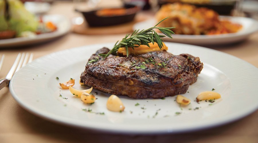 Scarlet's Steaks & Seafood, D Iberville, United States
