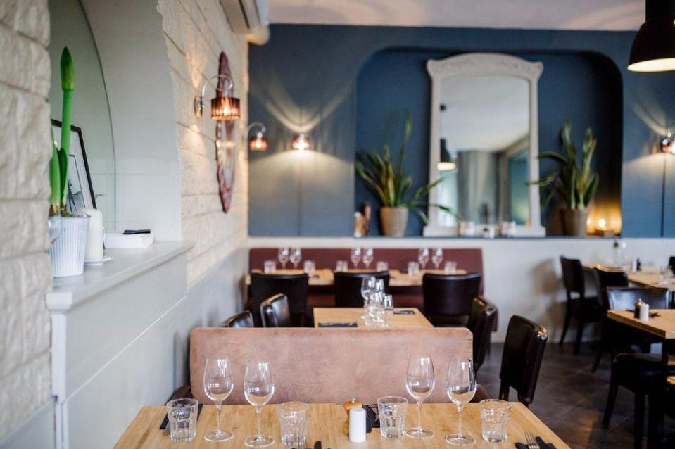 Les Enfants de Cœur restaurant in Croissy Sur Seine, France