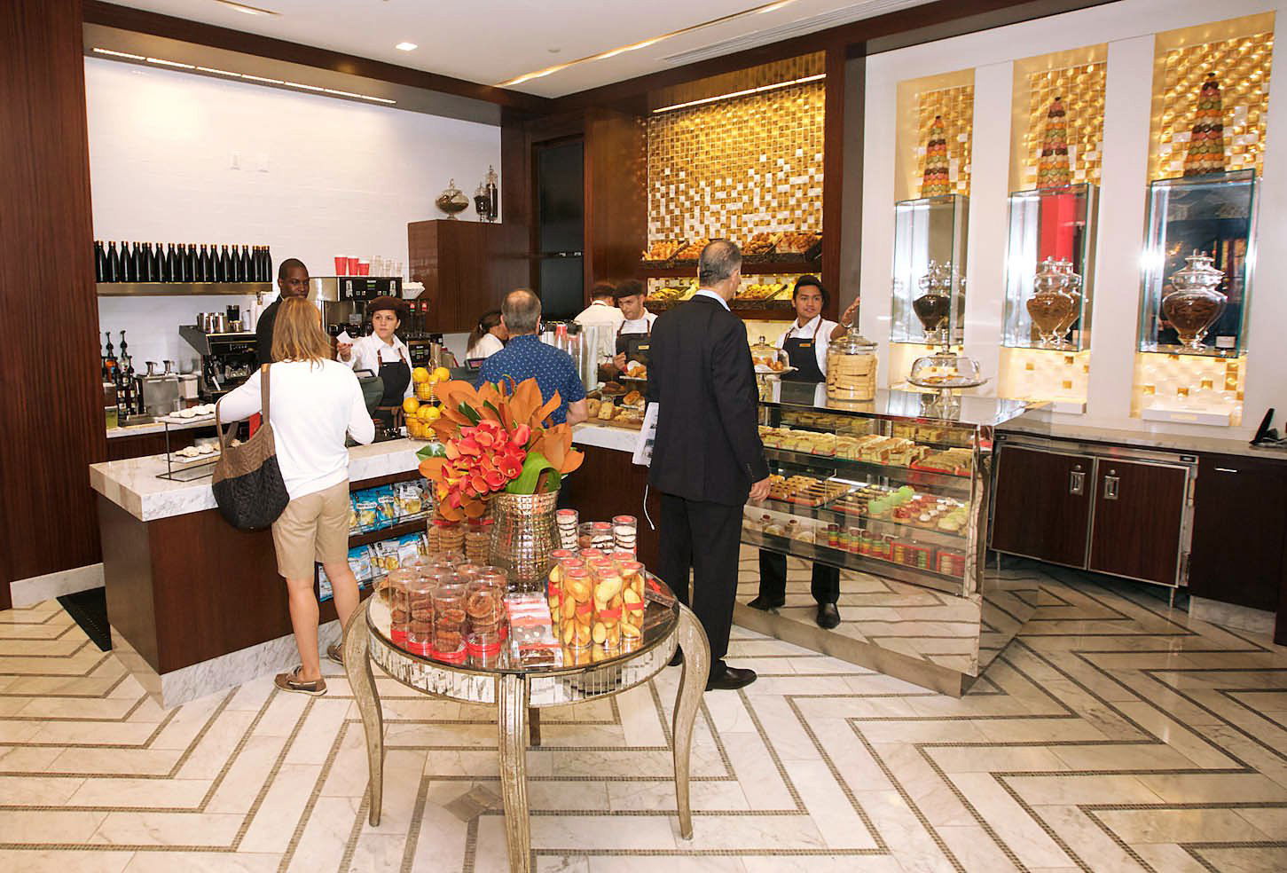 Pomme Palais, Restaurant in New York City