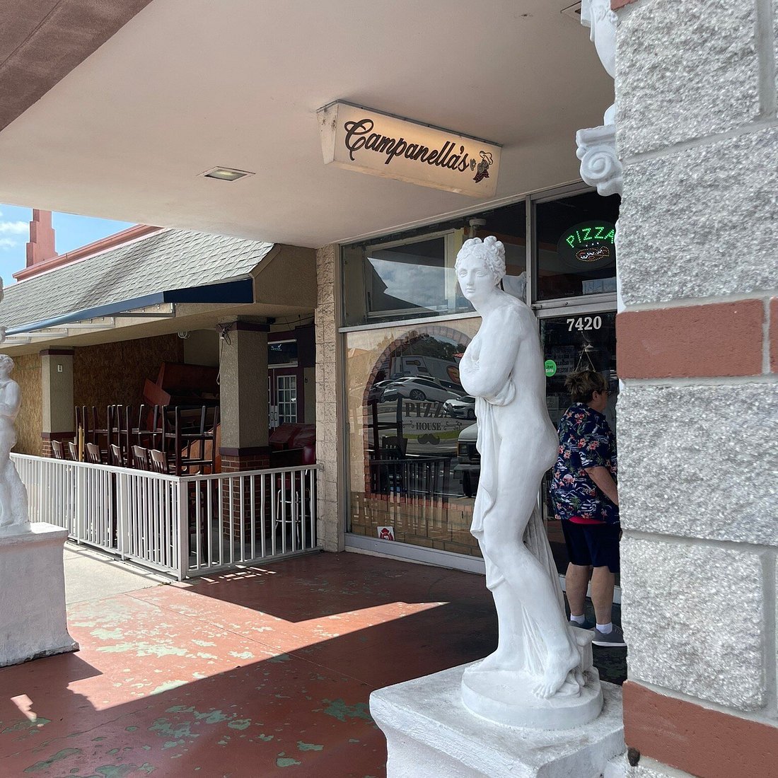 Campanella's Italian Restaurant & Pizzeria restaurant in Pinellas Park, United States