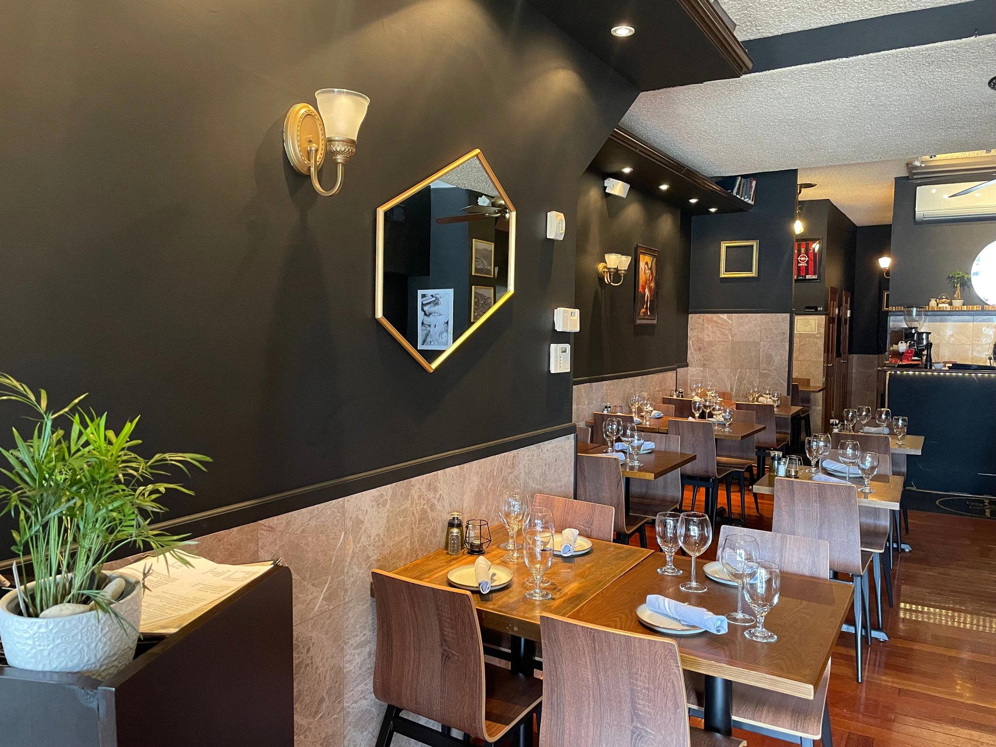 VIA 417 restaurant in Jenkintown, United States