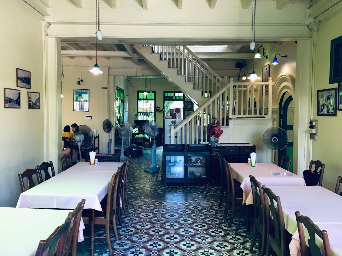 Raya Restaurant, Restaurant in Phuket