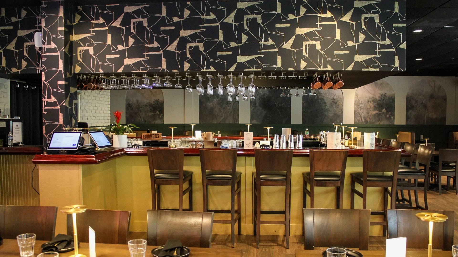 Abby's Restaurant & Bar