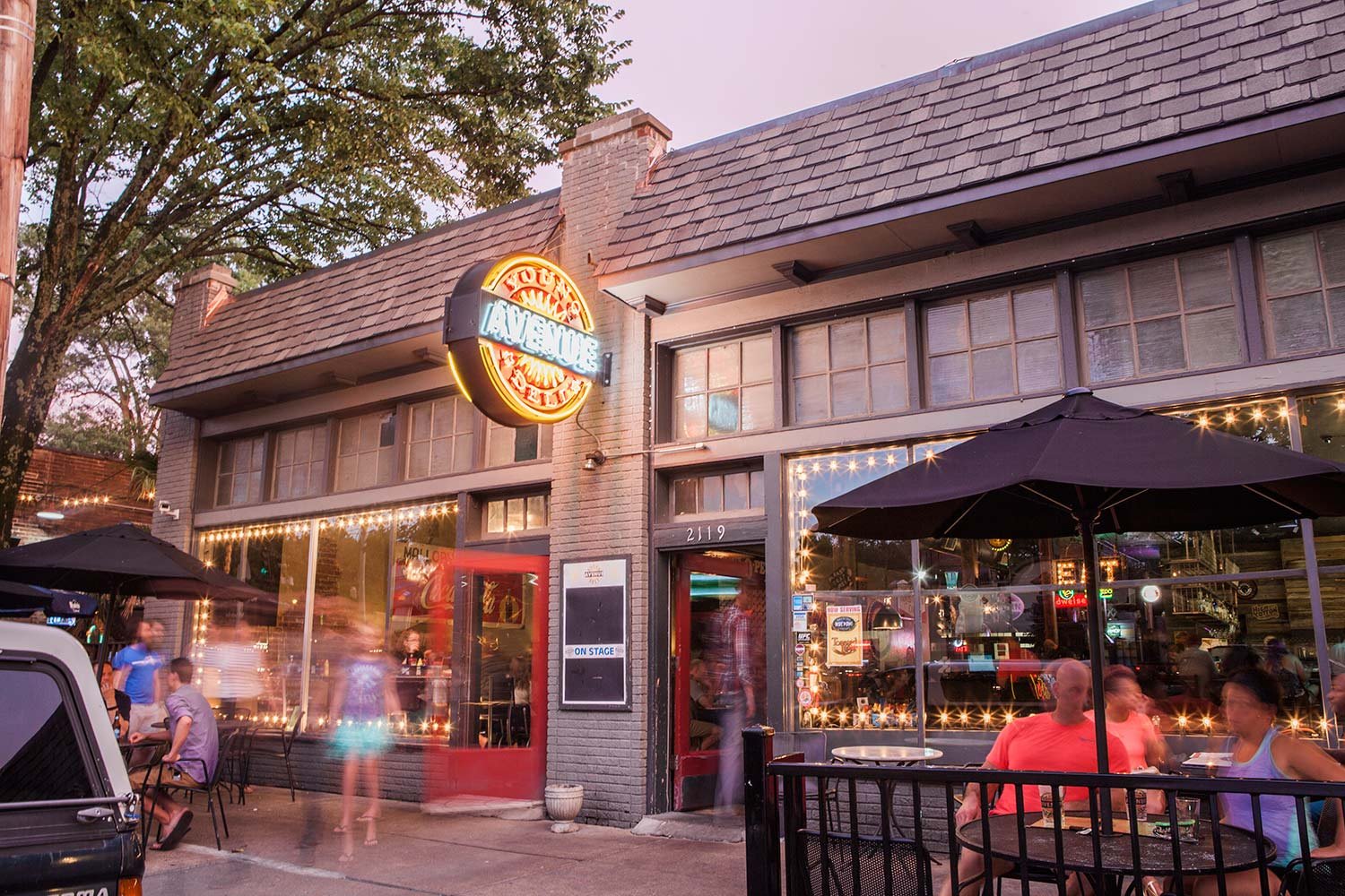 Young Avenue Deli, Restaurant in Memphis