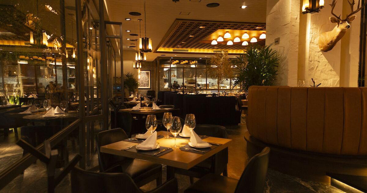 Mochomos Arcos Bosques restaurant in Mexico City, Mexico