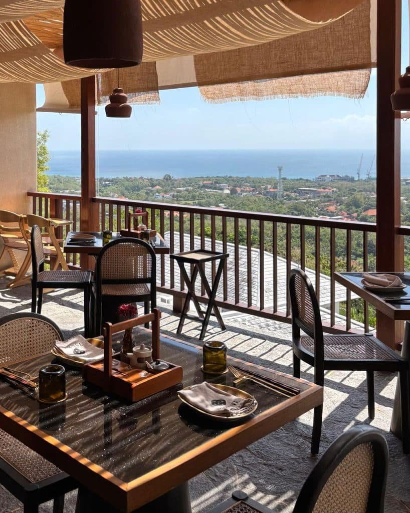 Tsune Restaurant, Restaurant in Bali
