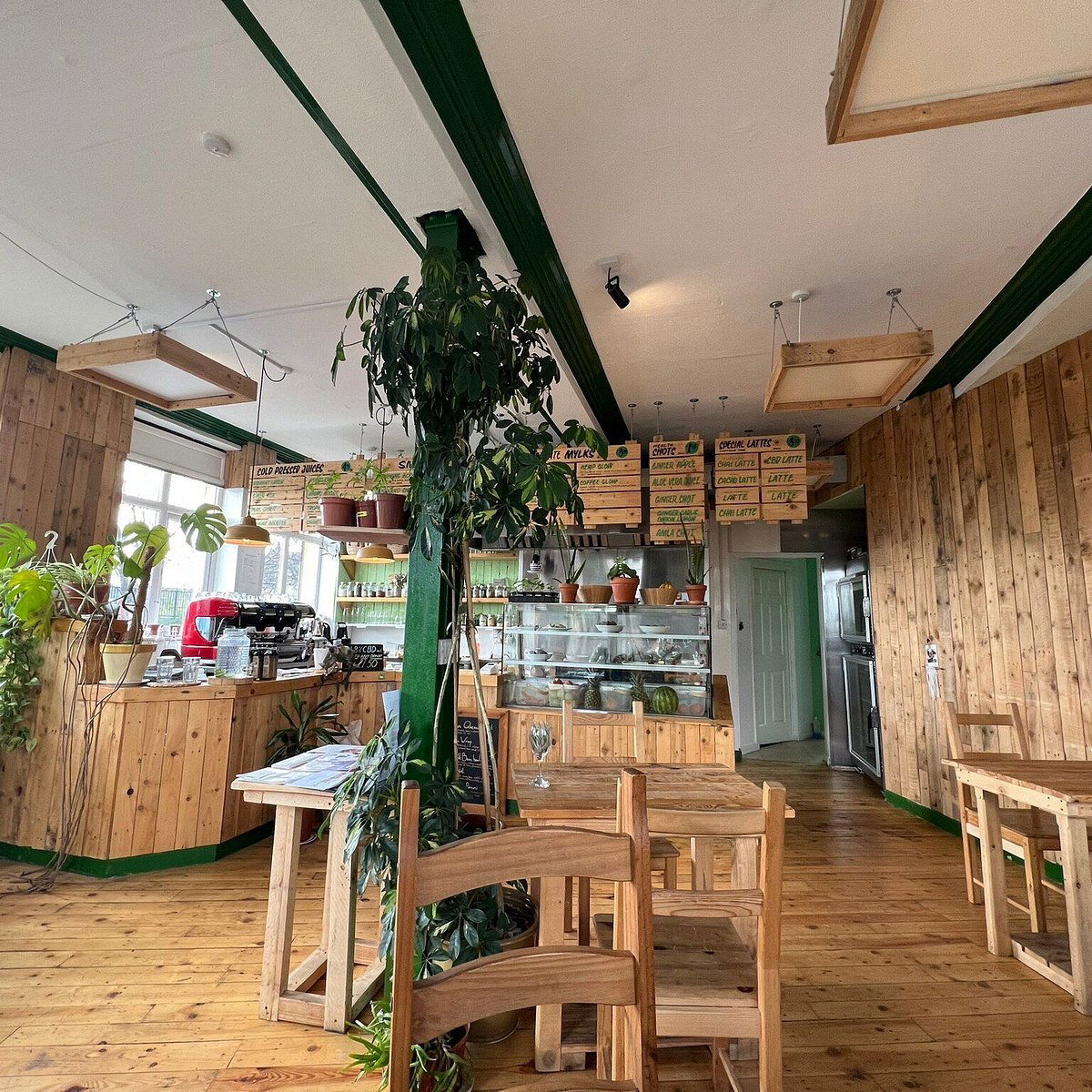 Earthlings - The healing Cafe, Restaurant in Newcastle Upon Tyne