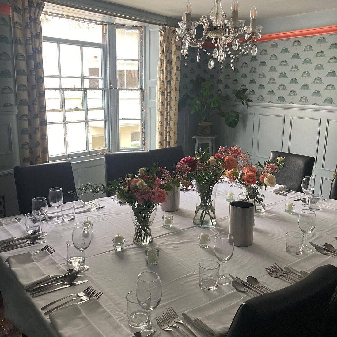 The Dining Club Ltd