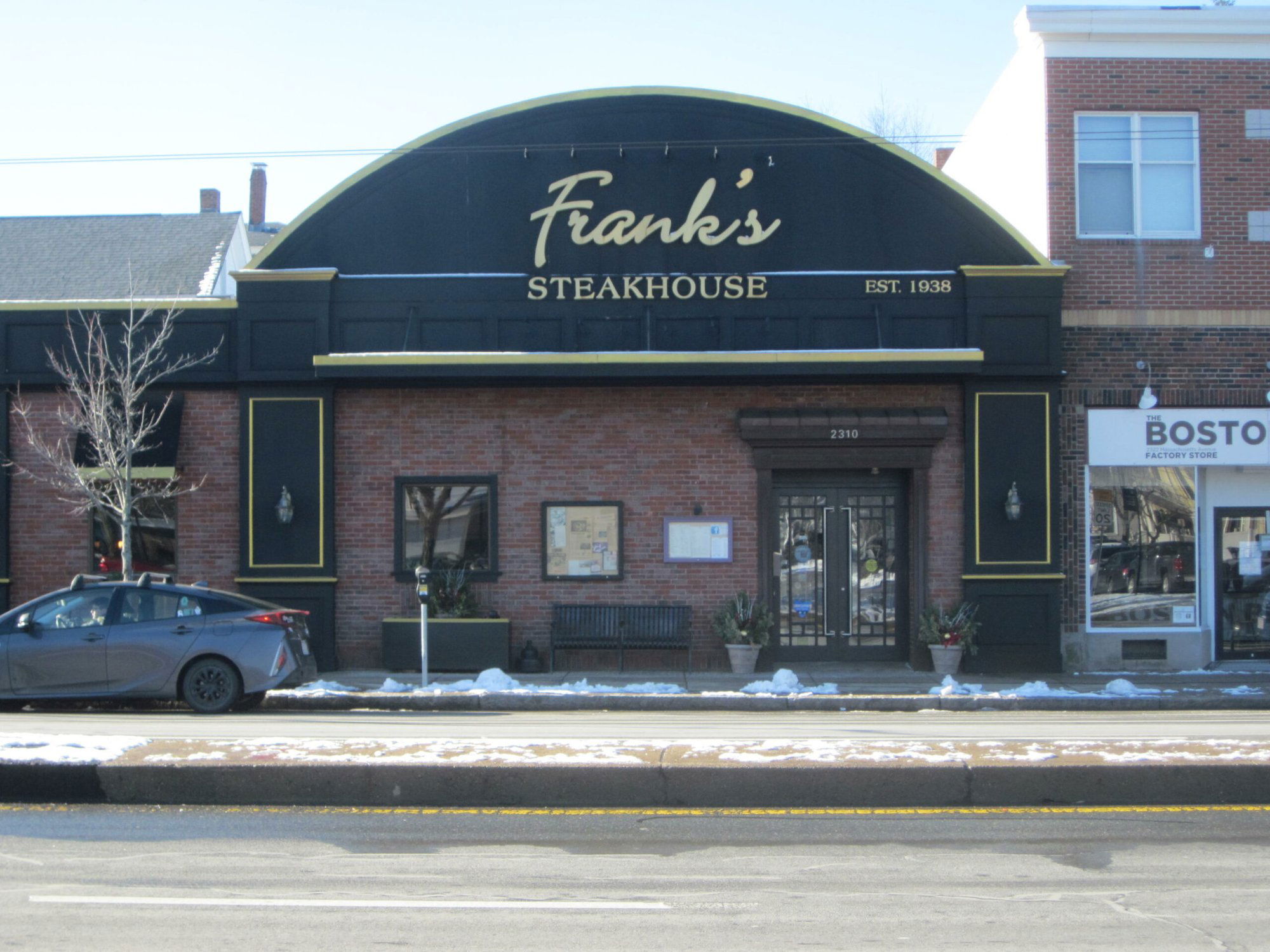 Frank's Steak House, Restaurant in Cambridge