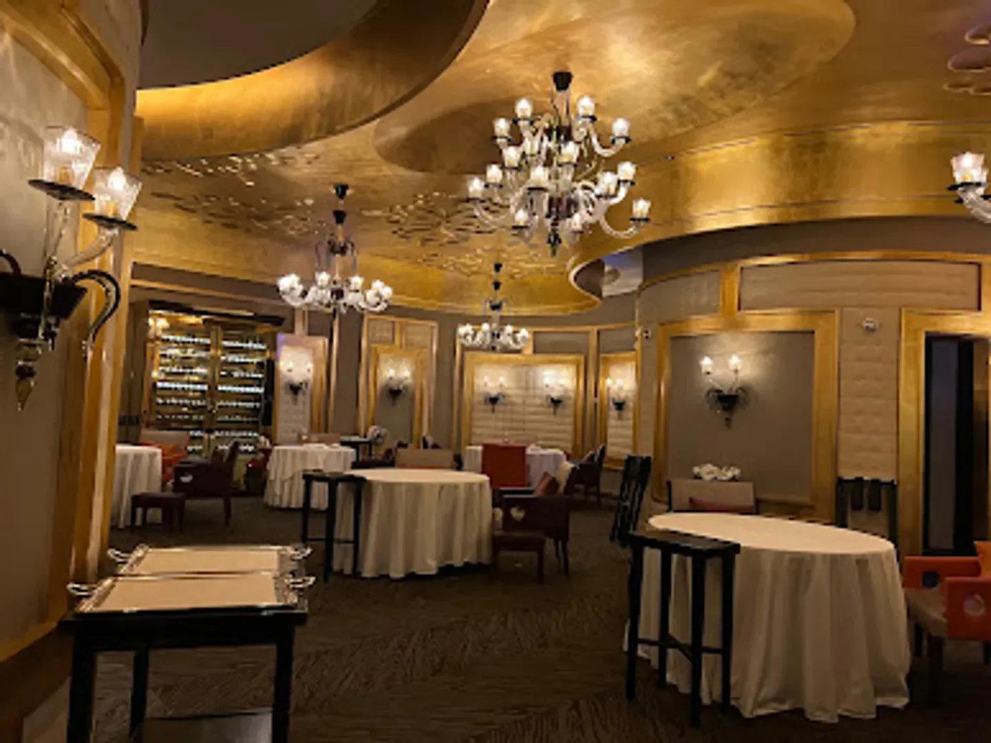 Ballroom restaurant in Seoul, South Korea