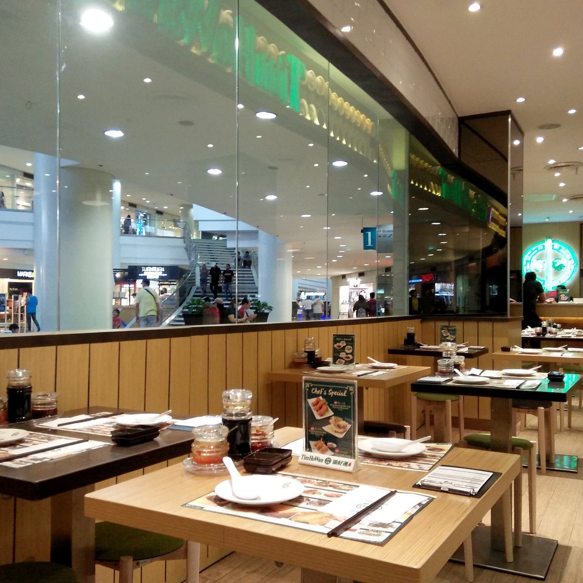 Tim Ho Wan restaurant in Taguig City, Philippines