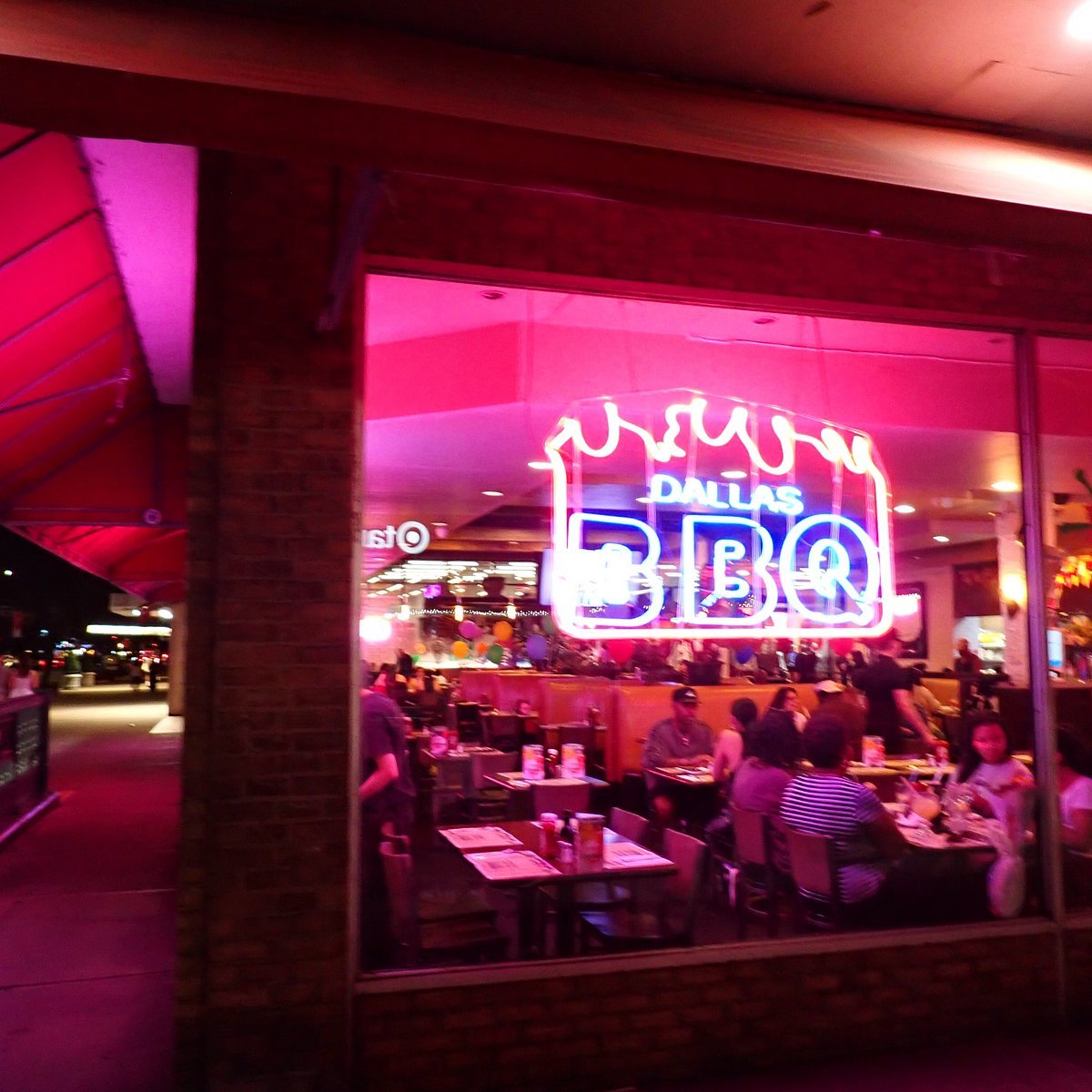 Dallas BBQ Chelsea restaurant in New York City, United States