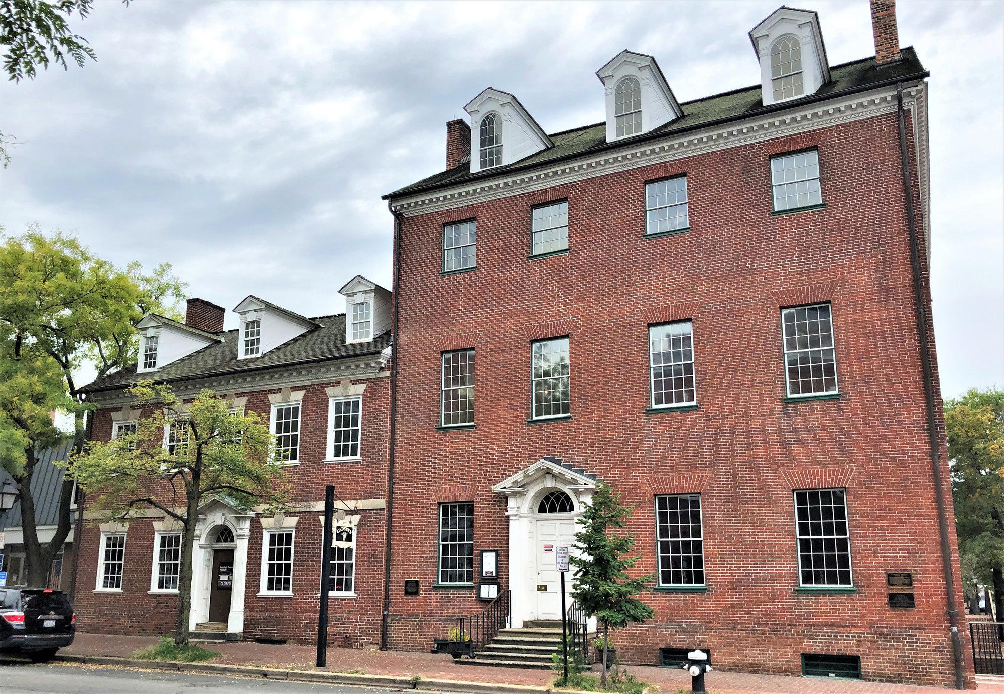 Gadsby's Tavern restaurant in Alexandria, United States