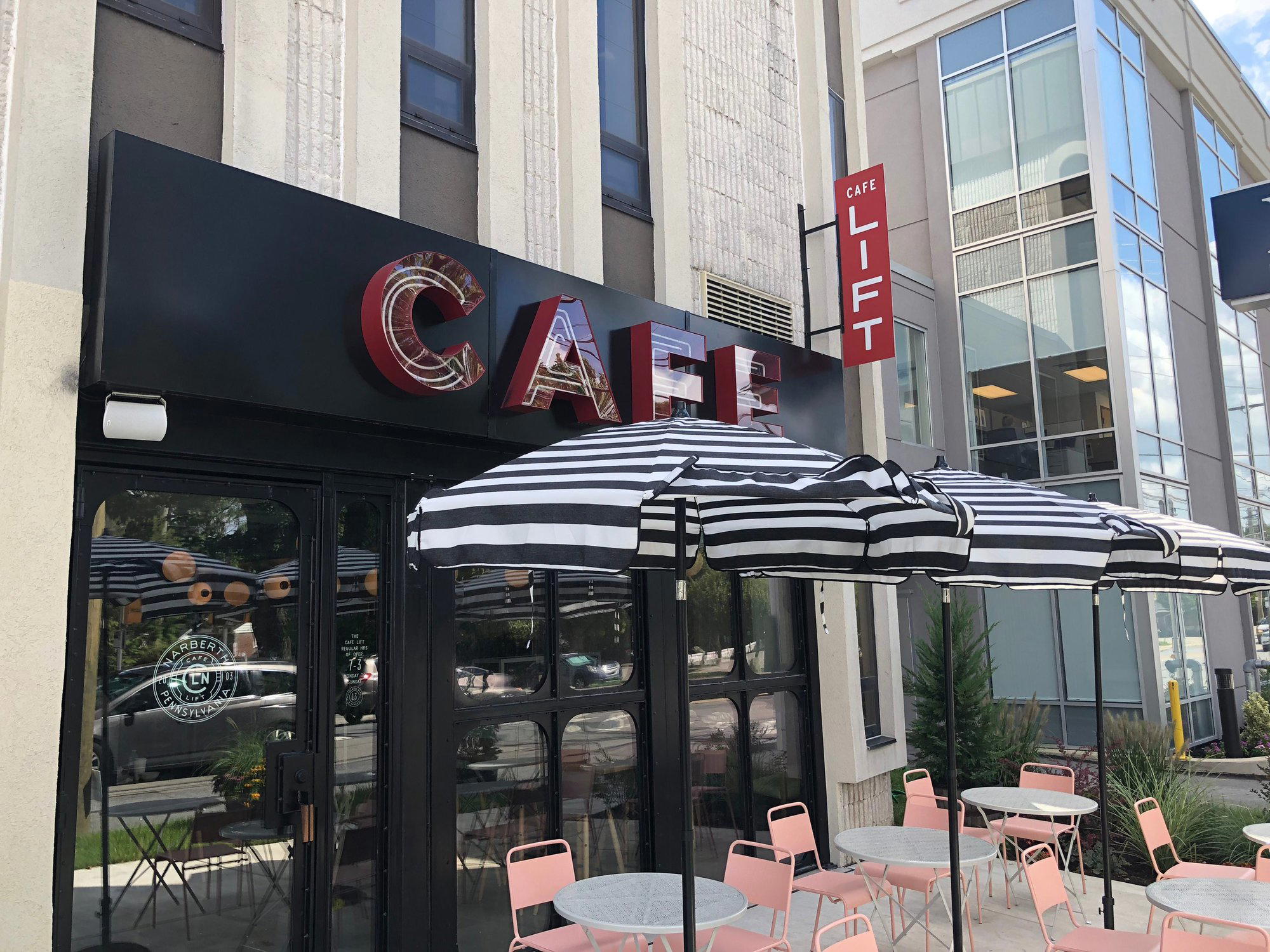 Cafe Lift restaurant in Philadelphia, United States