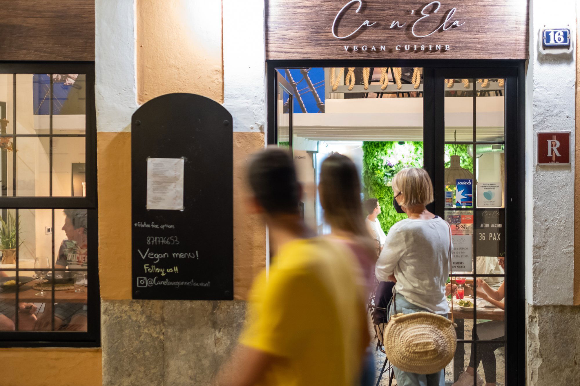 Ca n'Ela Vegan Restaurant, Restaurant in Palma