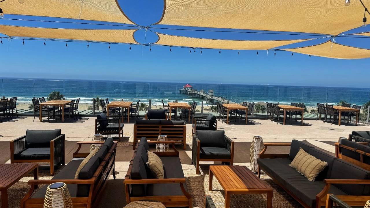 Jolie restaurant in Huntington Beach, United States
