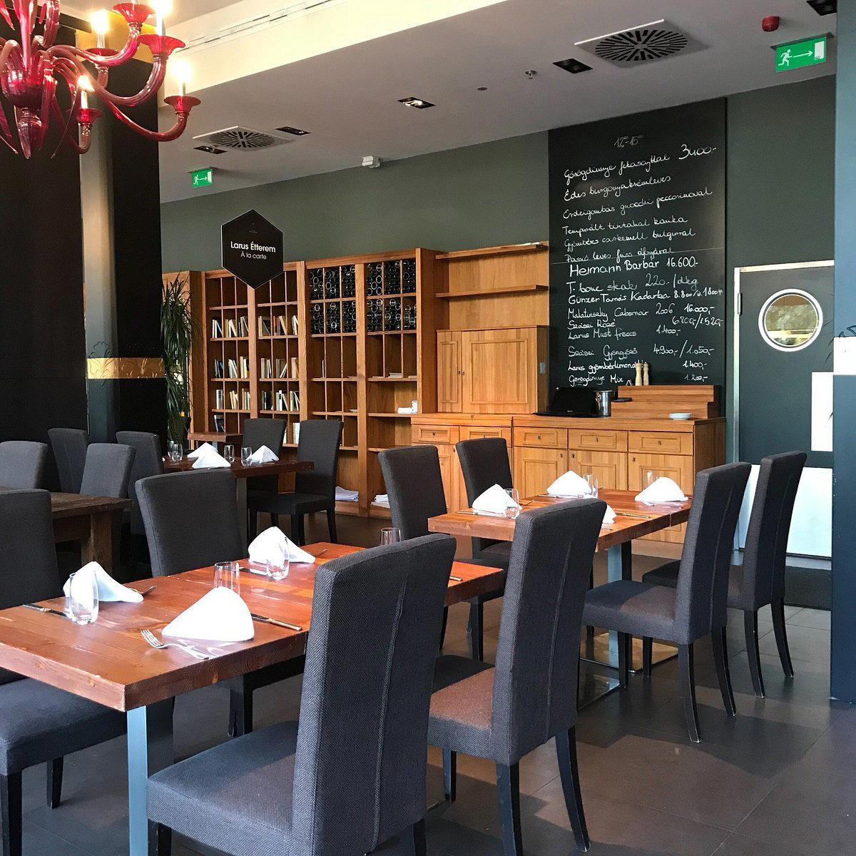 Larus restaurant in Budapest, Hungary