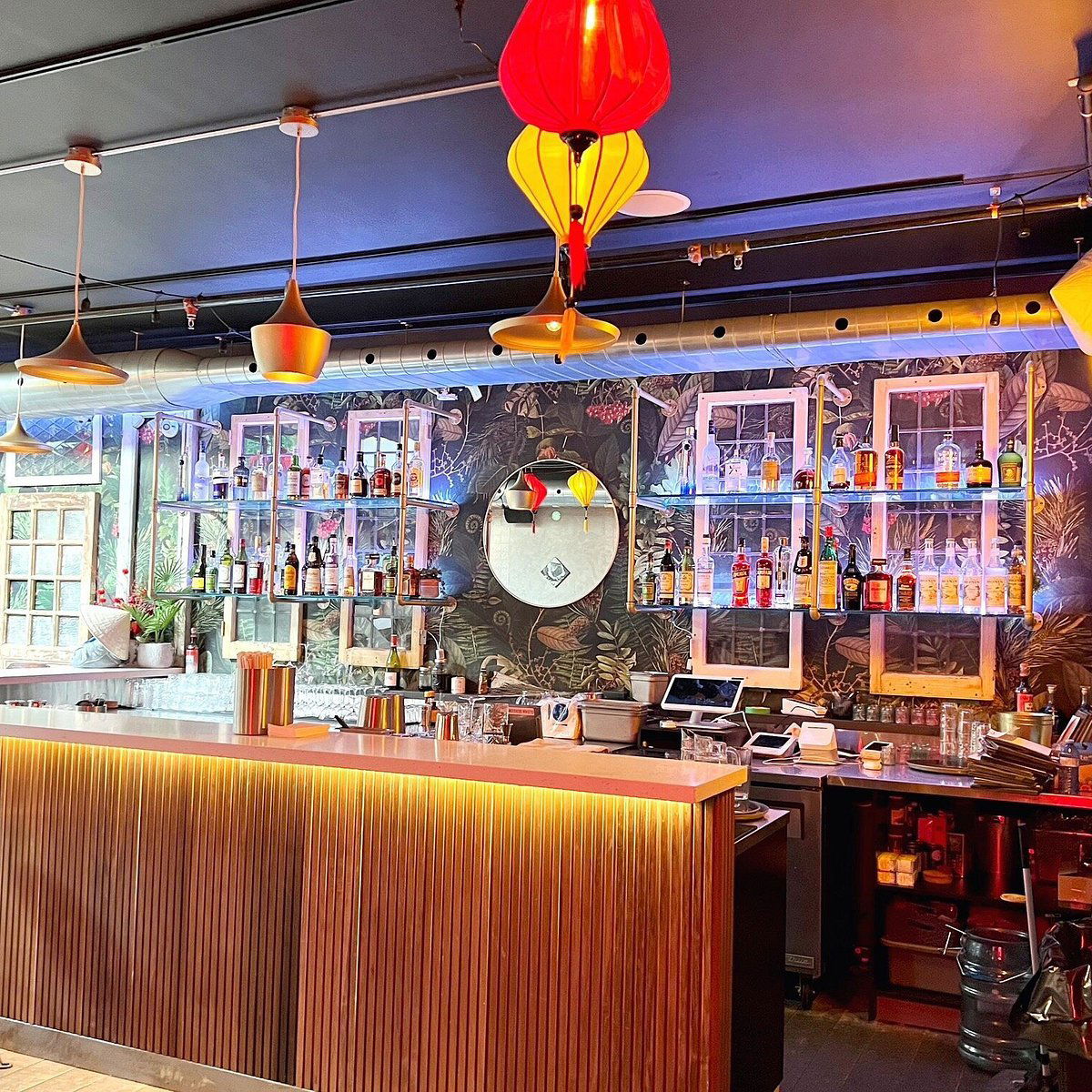 Dzo, Restaurant in Toronto