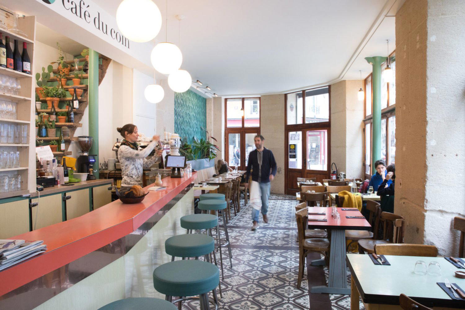 Café du coin, Paris, France