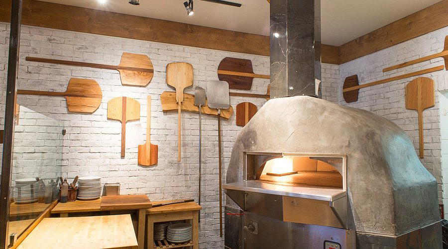 Rocky Mountain Flatbread Co., Canmore, Canada