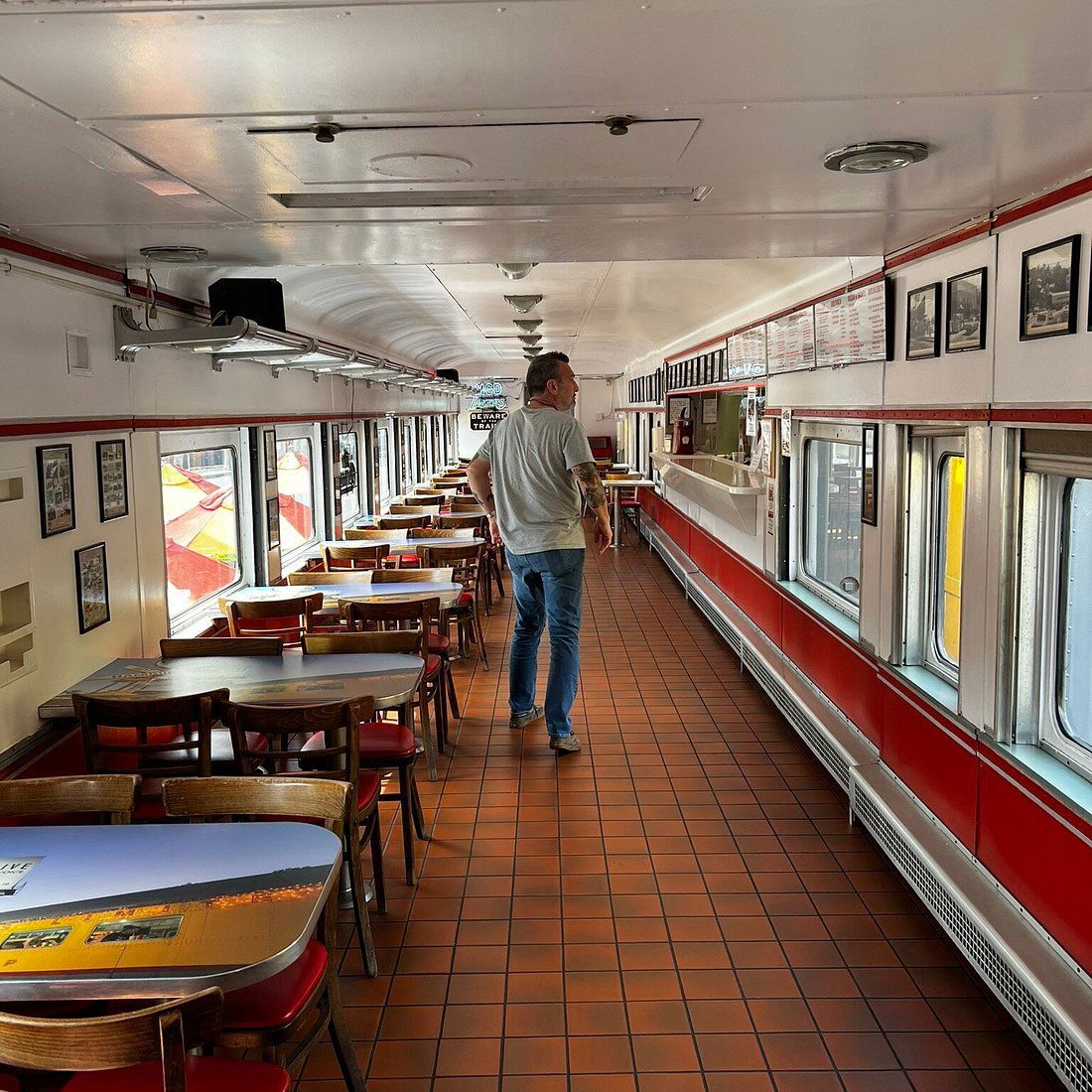 Carney's Restaurant, Restaurant in Los Angeles