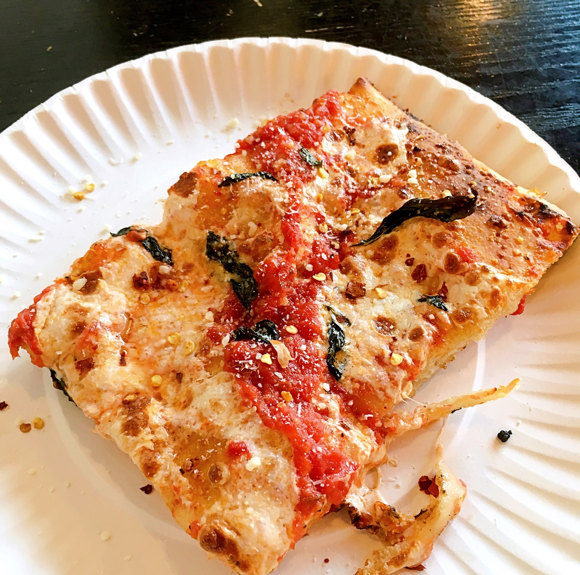 Corner Slice, Restaurant in Maplewood