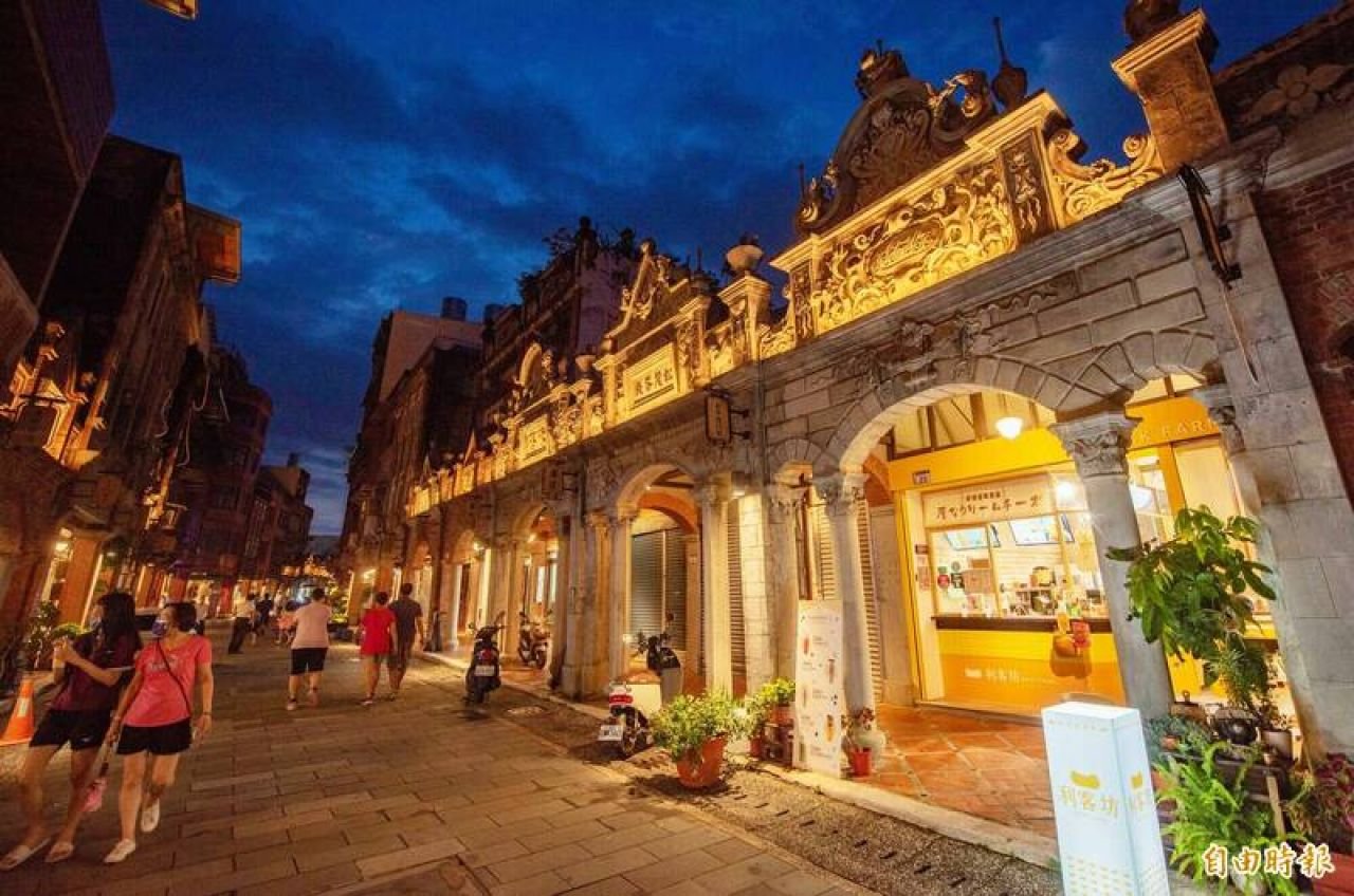 Daxi Old Street (大溪老街 Daxi Old Street) restaurant in T Ao Yuan, Taiwan