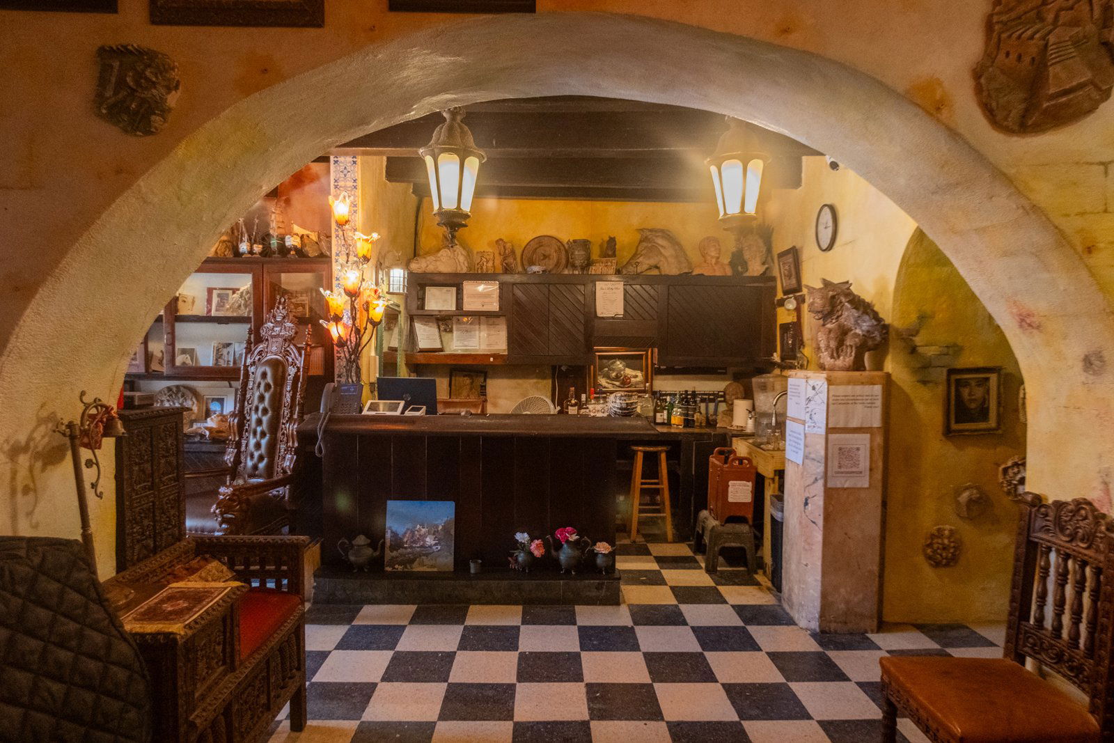 Studio Hall, Restaurant in San Juan