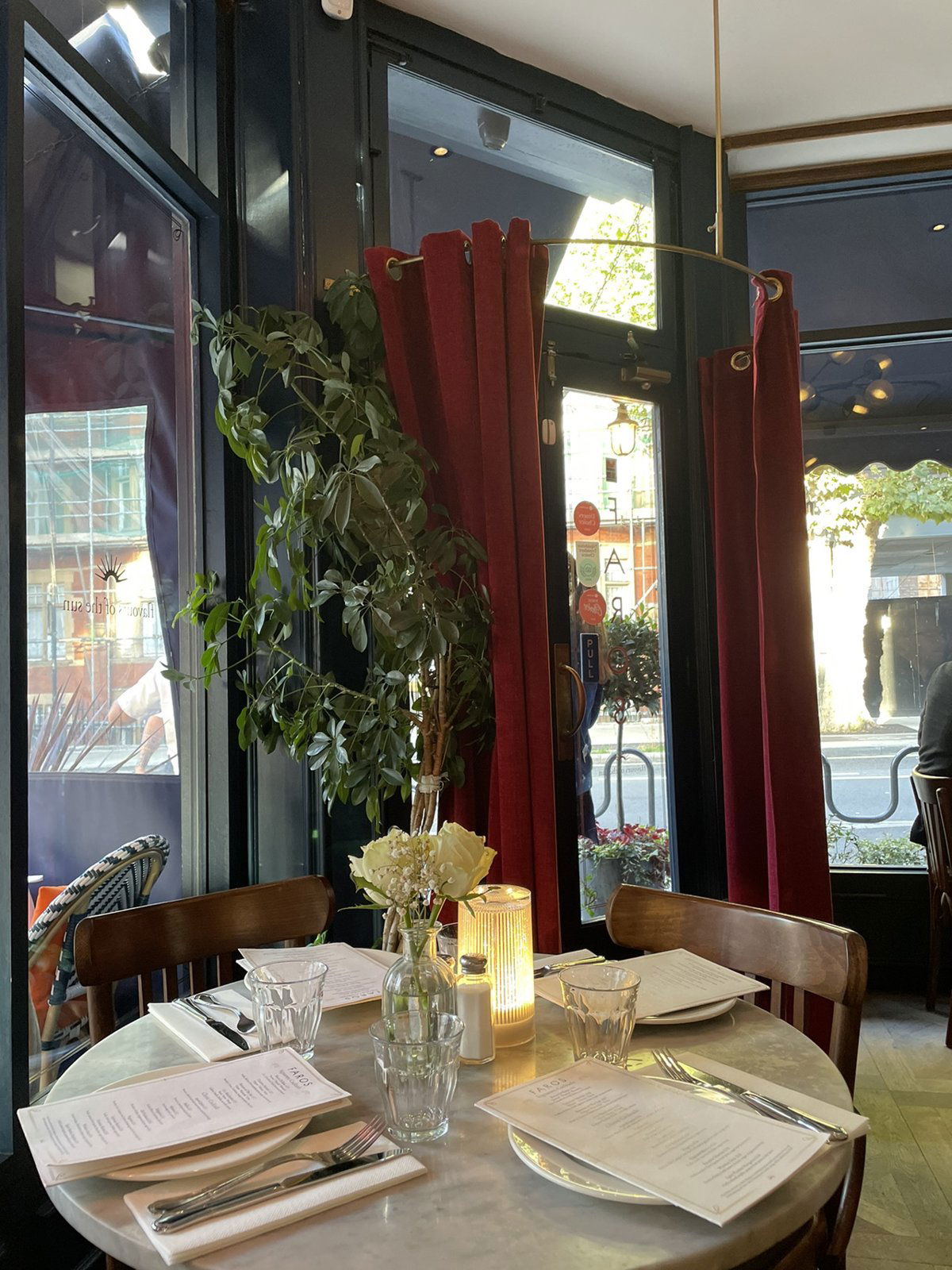 Faros Holborn, Restaurant in London
