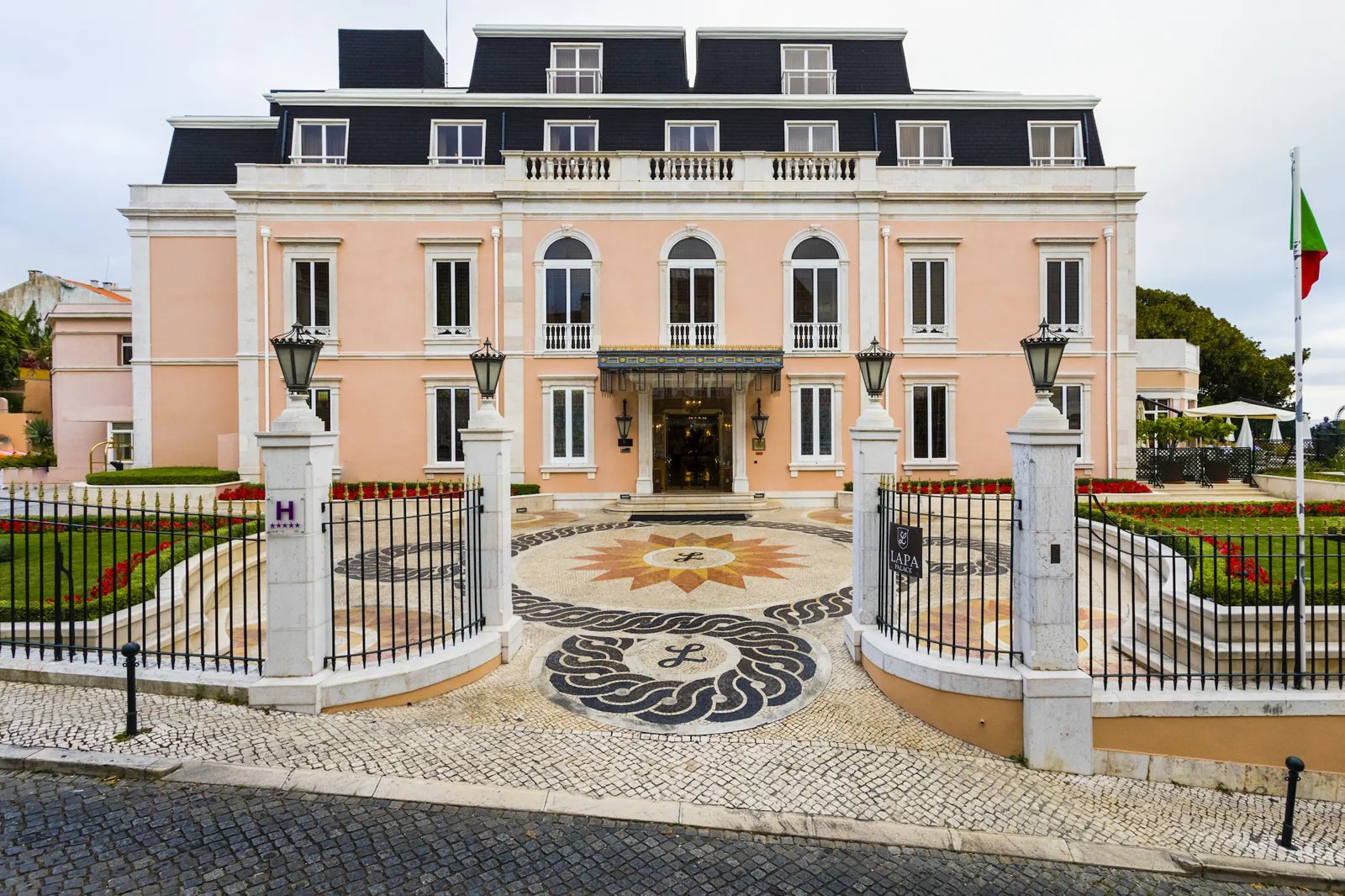 Le Pavillion