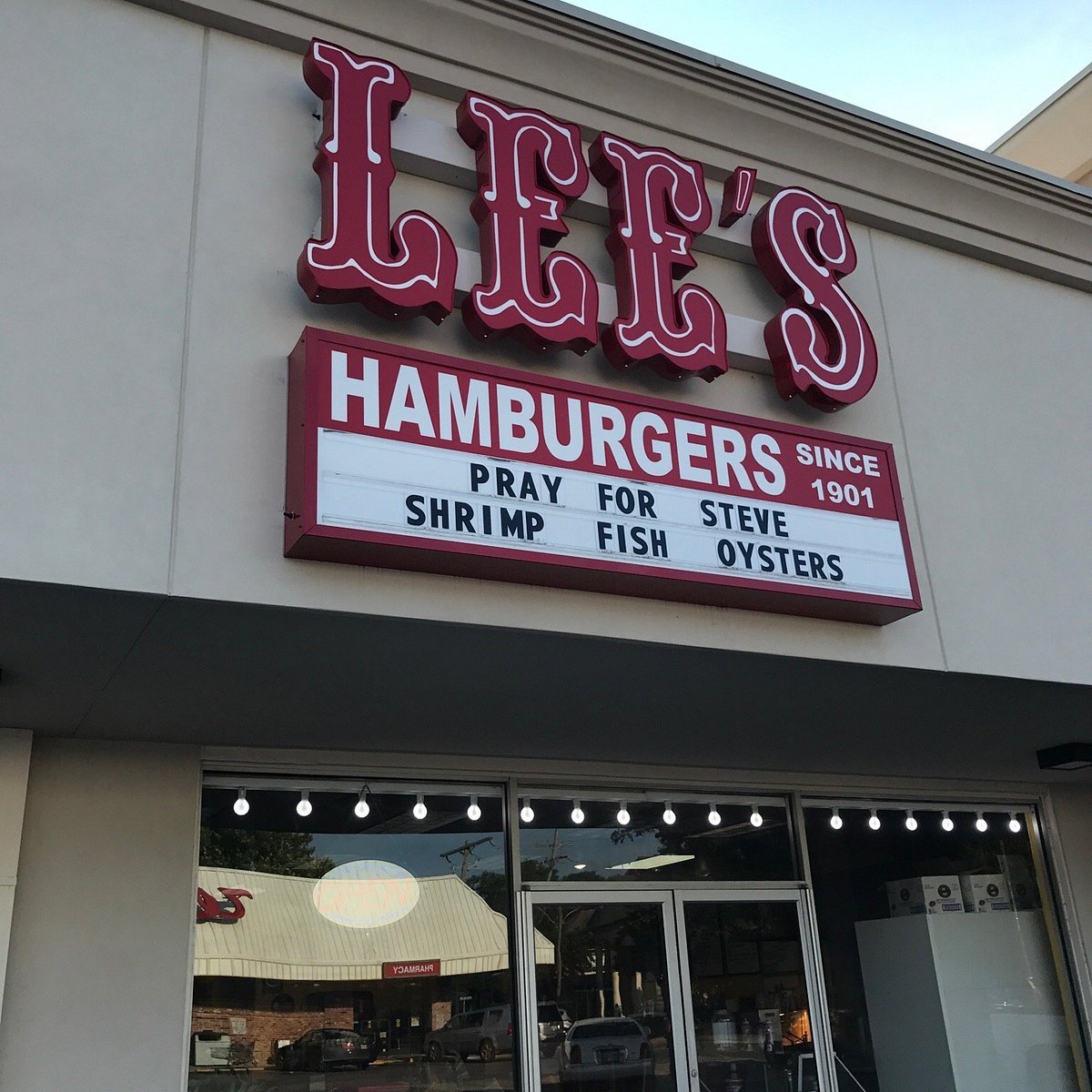 Lee's Hamburgers, Restaurant in Metairie