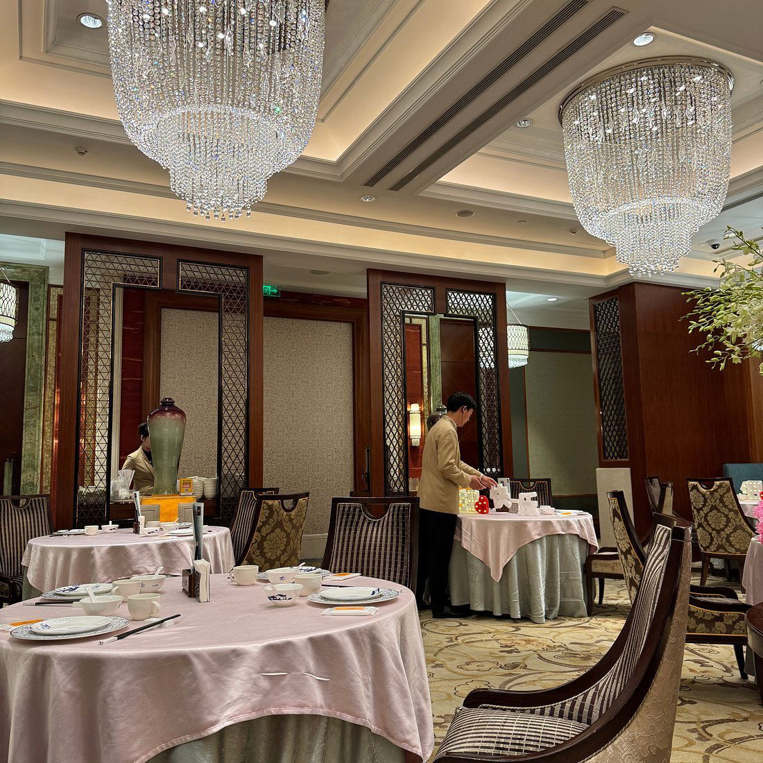Jiang Nan Zang, Restaurant in Nanjing