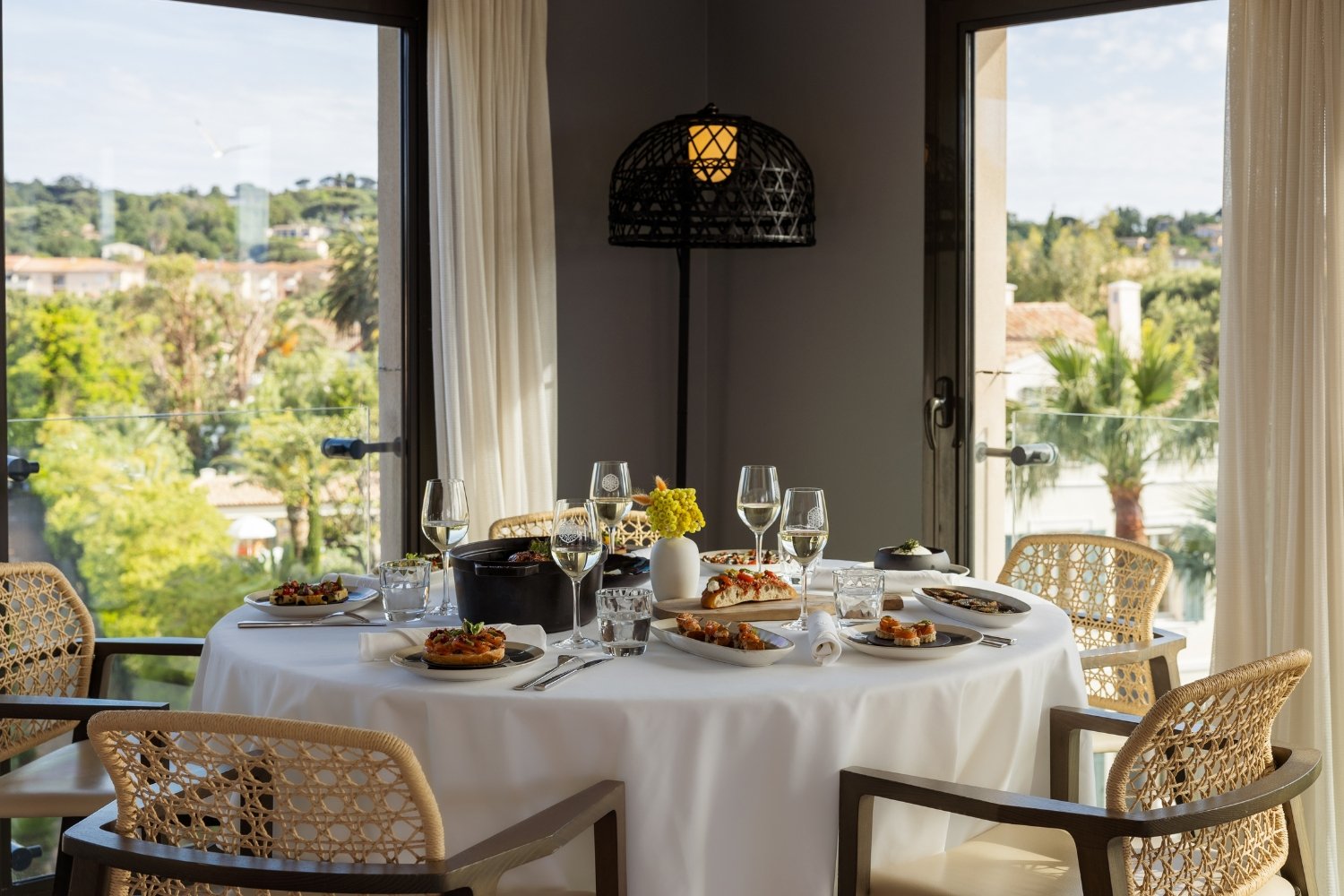 Les Toits Restaurant