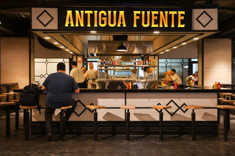 Antigua Fuente, Restaurant in Santiago