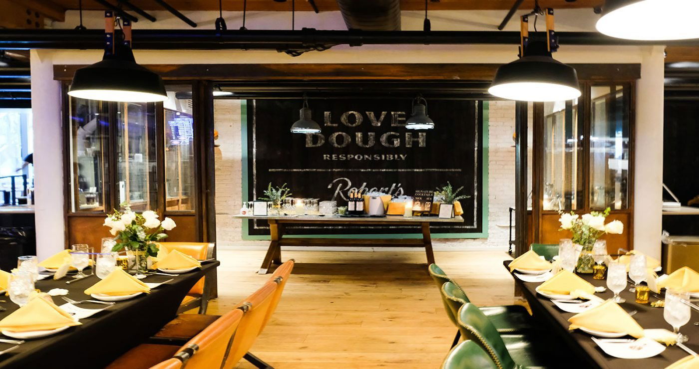 Robert's Pizza & Dough Company, Restaurant in Chicago