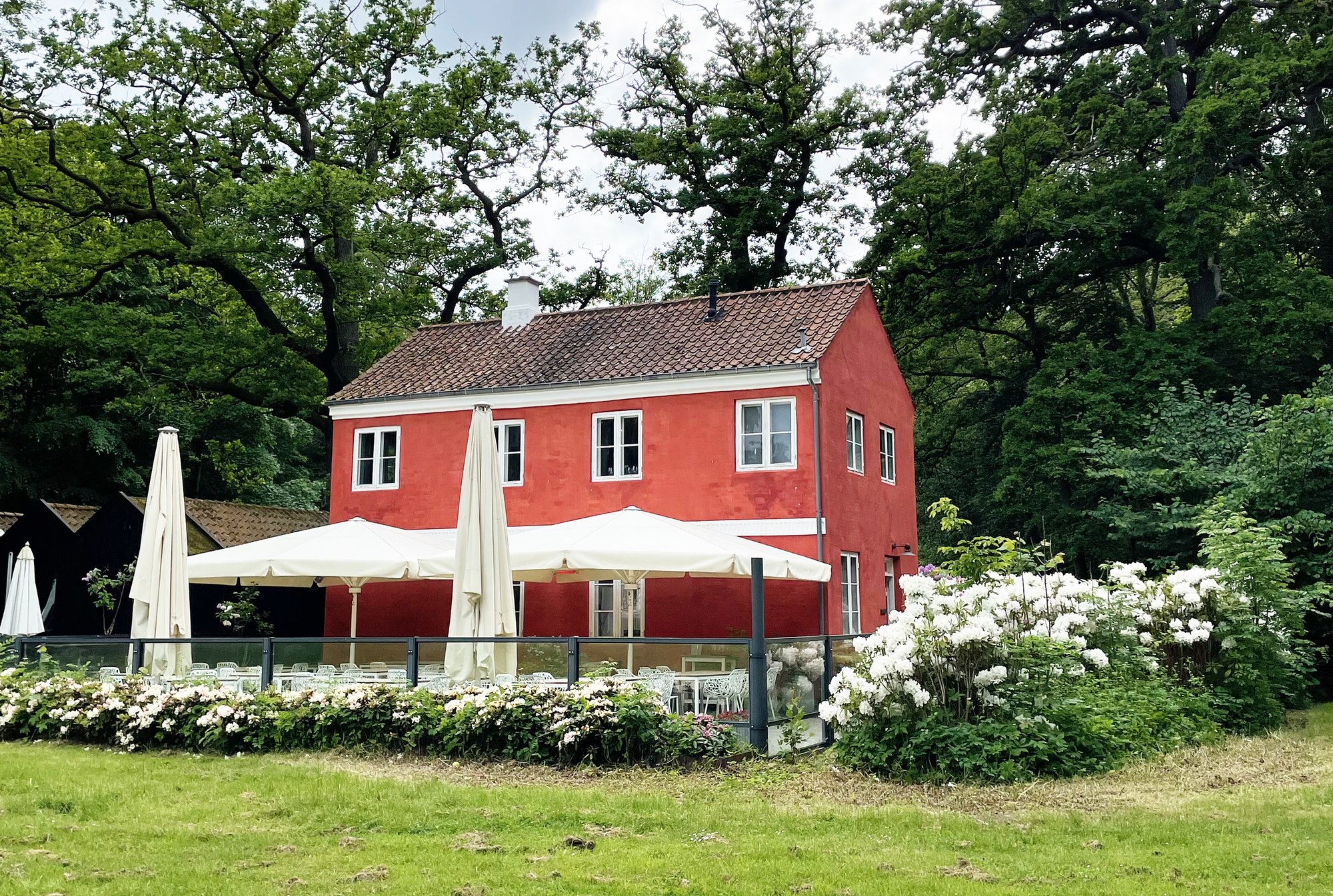 Den Røde Cottage, Klampenborg, Denmark
