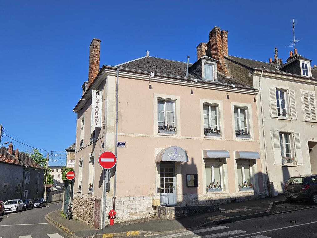 Aux Trois Pastoureaux restaurant in Chateaudun