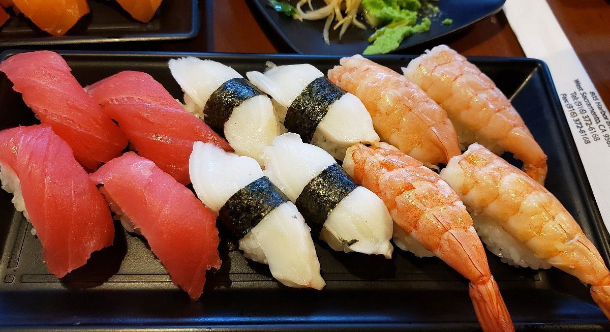 Raku Sushi, Restaurant in West Sacramento