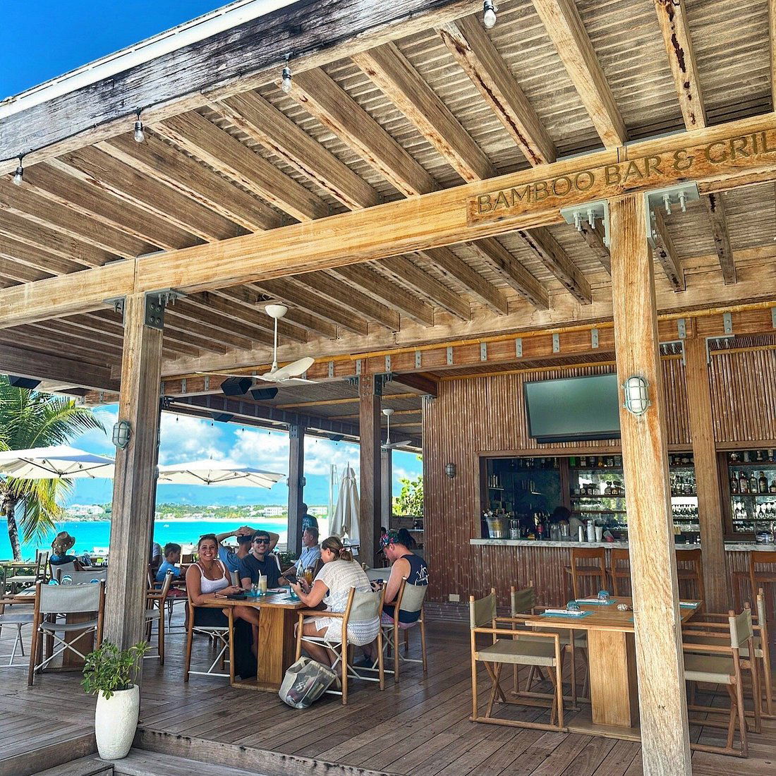 Bamboo Bar & Grill, Restaurant in Barnes Bay