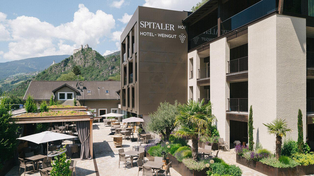 Spitalerhof restaurant in Klausen, Italy