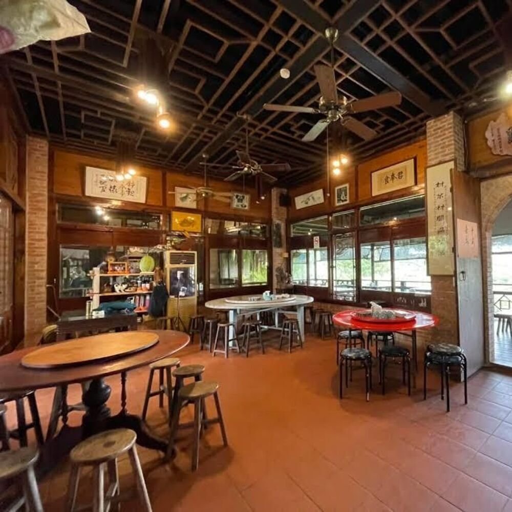 Geng Ye Yue Mei restaurant in Hsinchu County, Taiwan