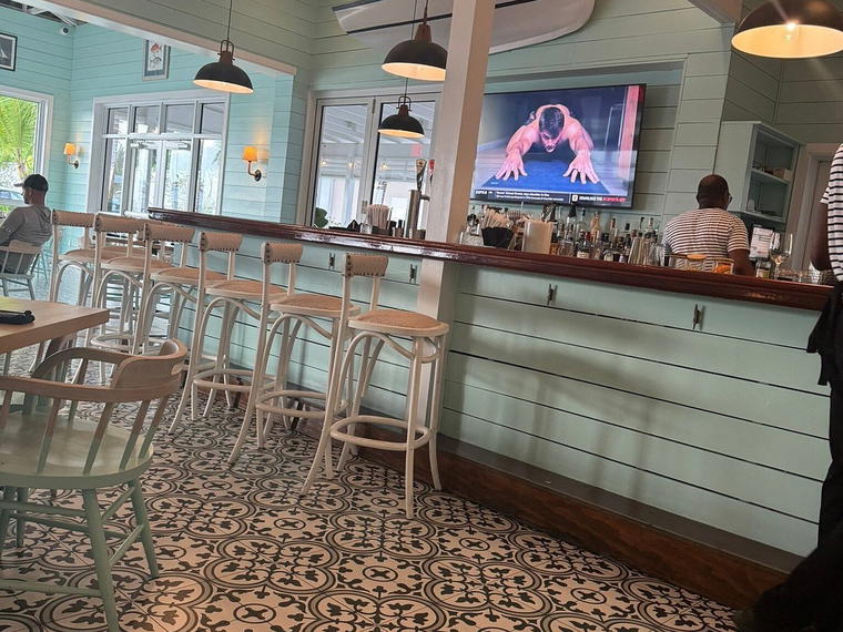 The Captain's Table, Nassau, Bahamas