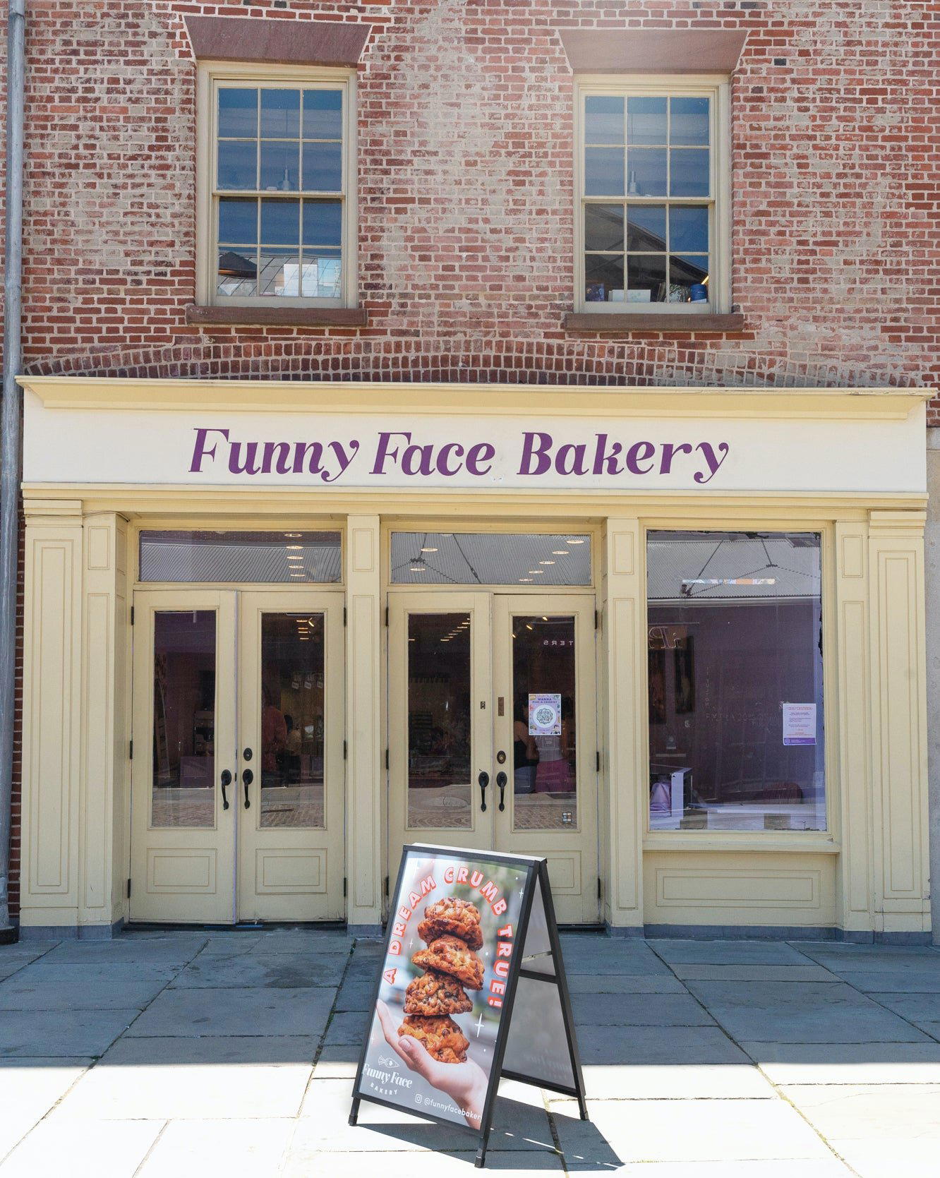 Funny Face Bakery restaurant in New York City, United States