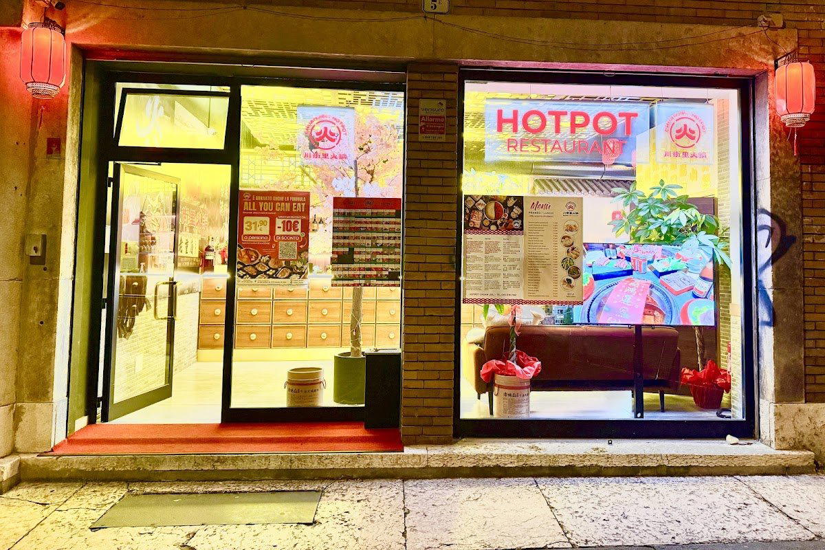 HOTPOT Restaurant Chuangjieli å·è¡éèç«é restaurant in Verona, Italy
