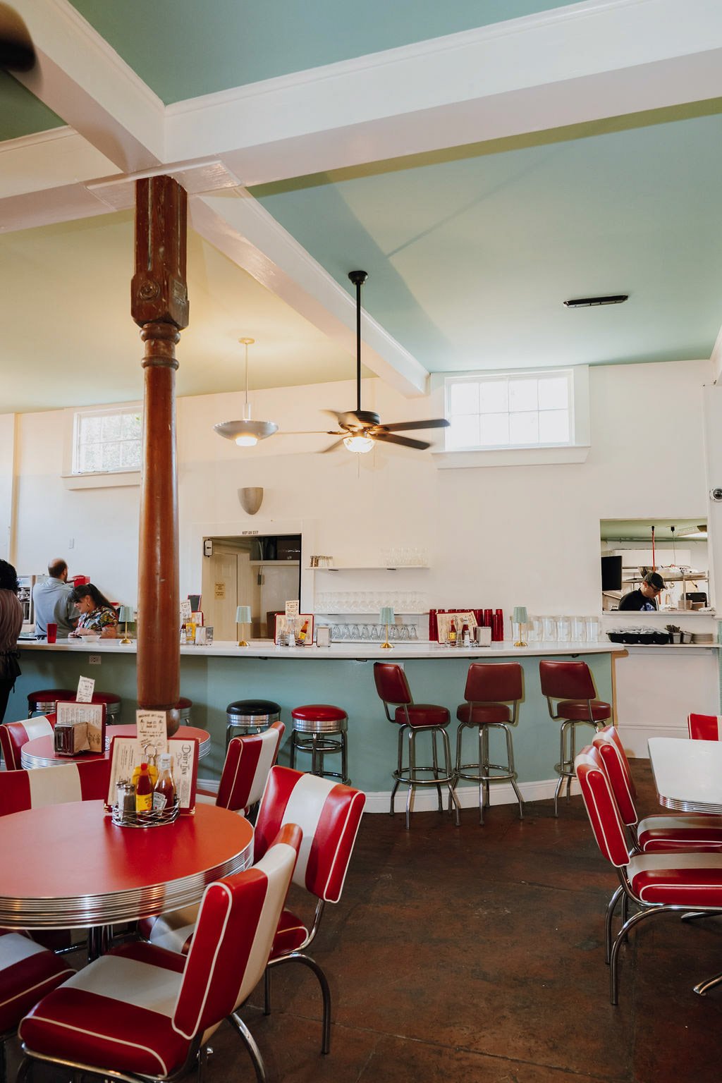 The Drift Inn Diner, Restaurant in New Orleans