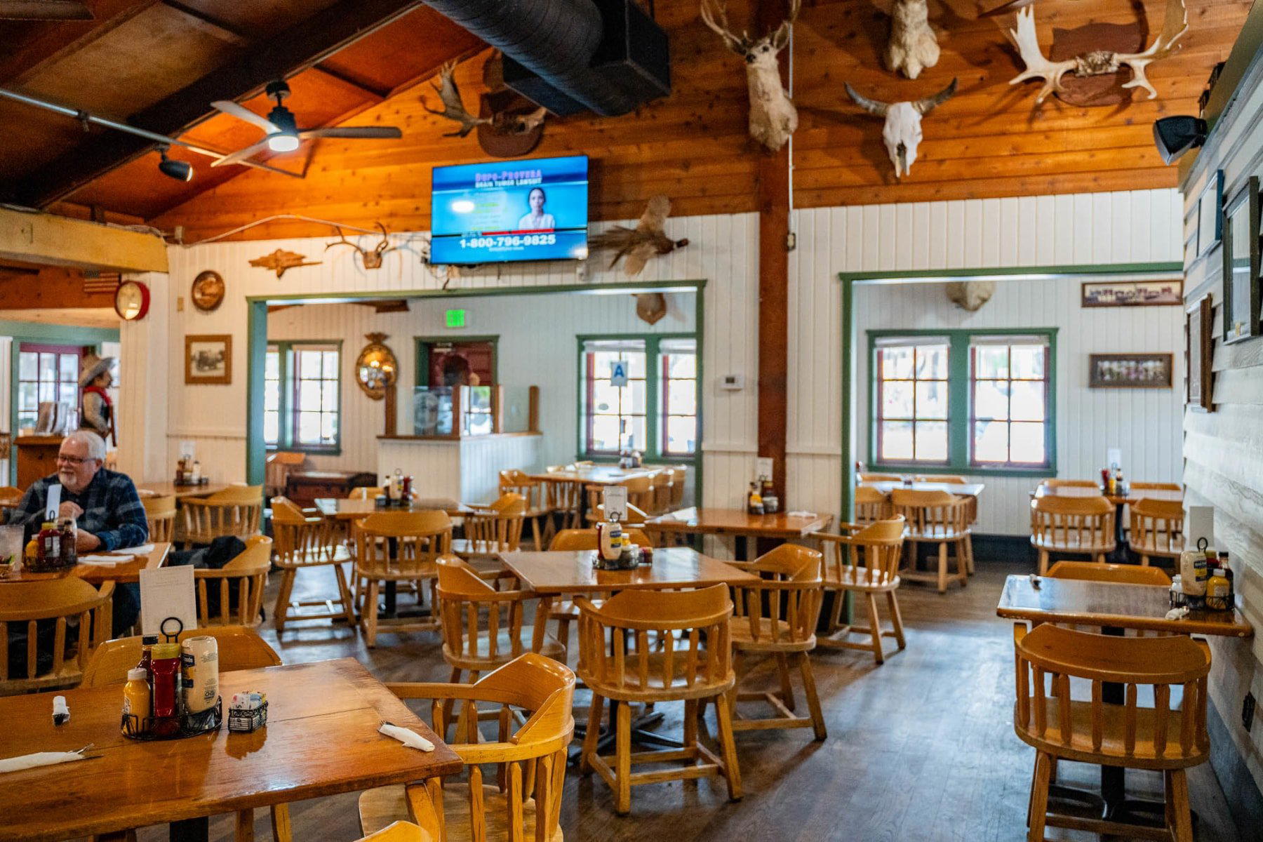 The Hamburger Factory restaurant in Poway, United States